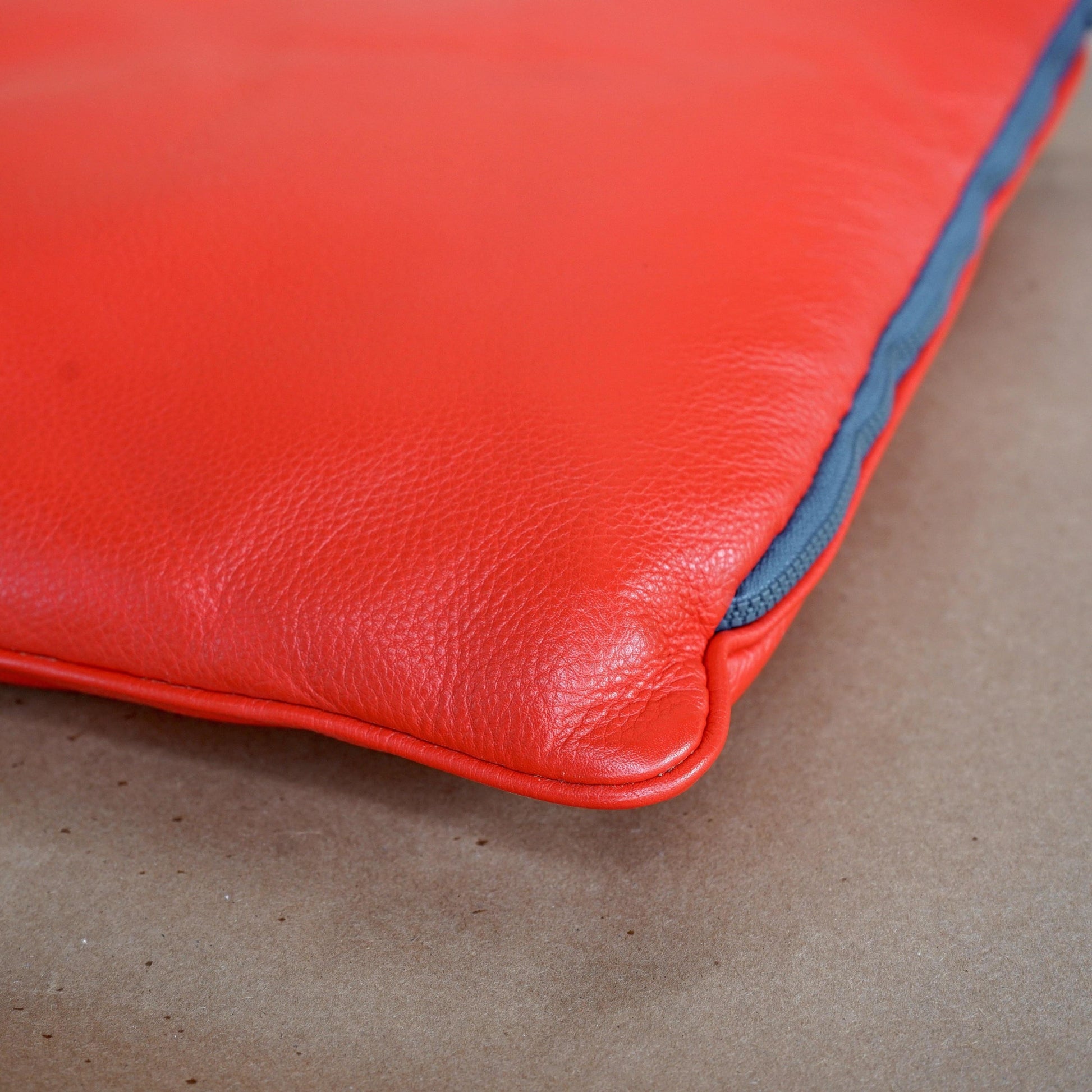 Pillow Red - Leather - 3